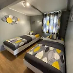 De L'écluse Hébergement de vacances *